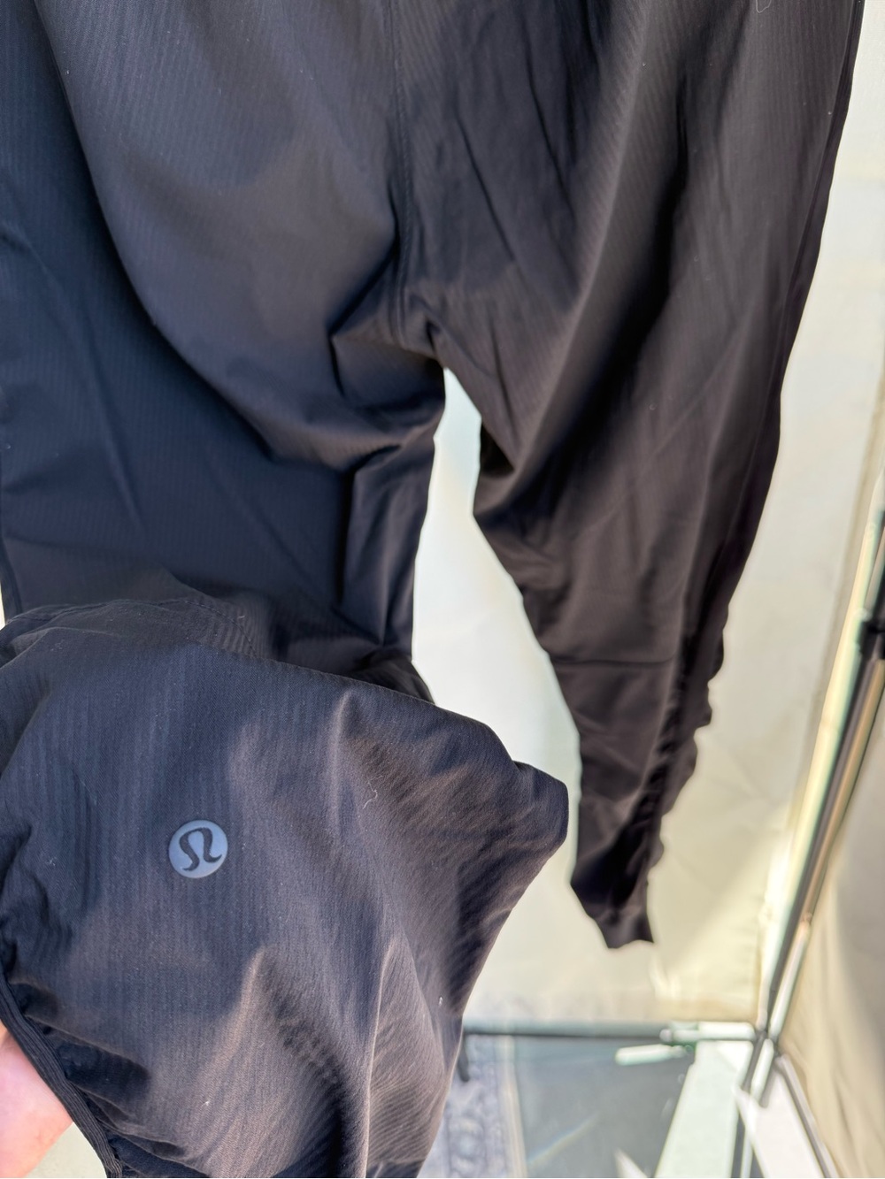lululemon athletica black lightweight joggers